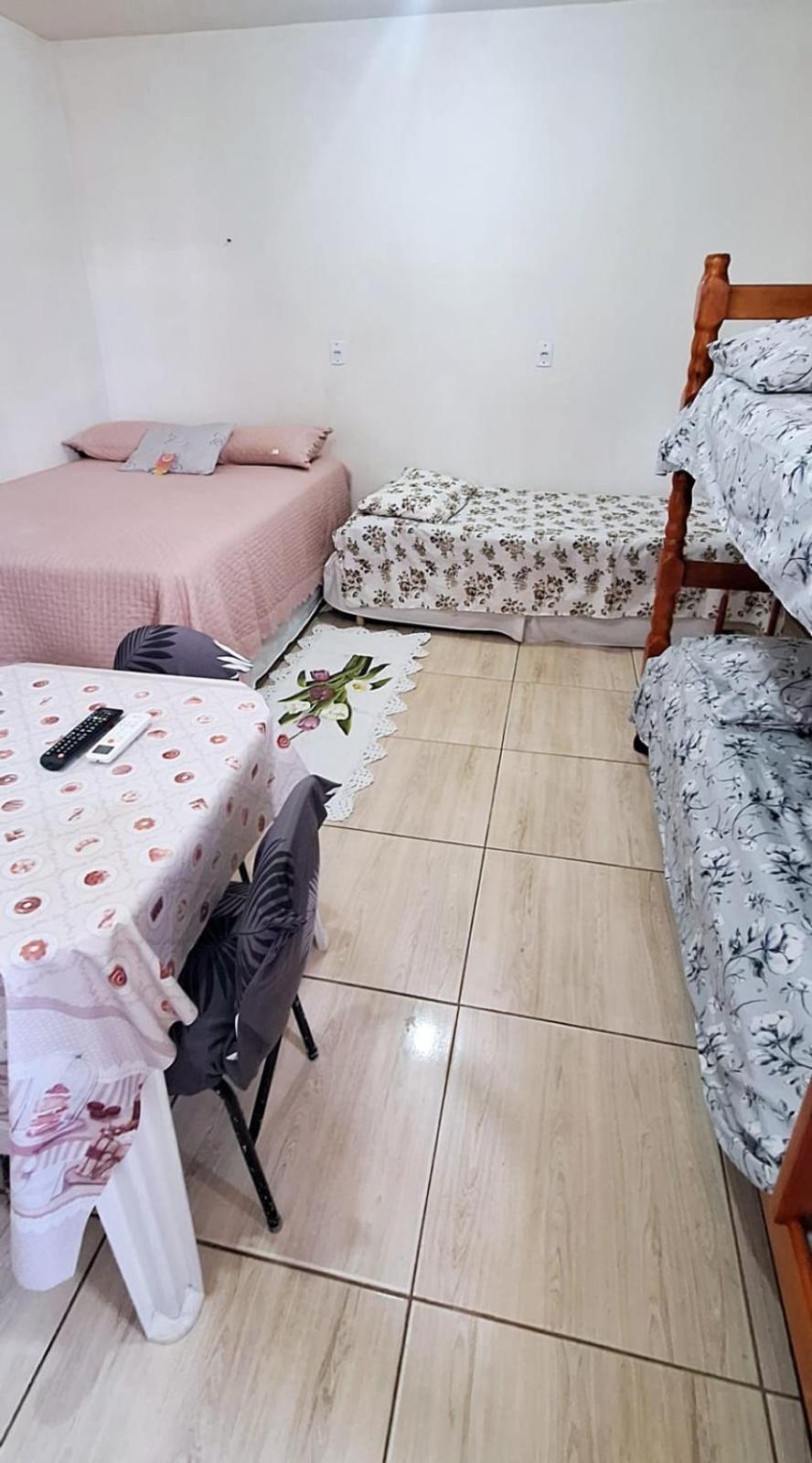 Kitnet S1 Em Torres-Rs - Na Mais Bela Praia Gaucha - Cozinha - Banheiro - Ar Condicionado - Tv E Wi-Fi - Estacionamento - Anfitria Superhost No Bnb エクステリア 写真