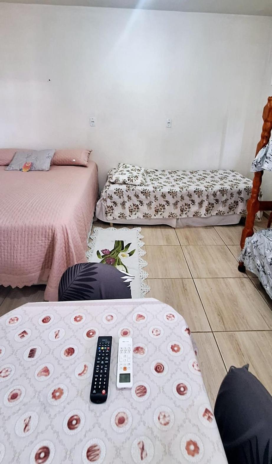 Kitnet S1 Em Torres-Rs - Na Mais Bela Praia Gaucha - Cozinha - Banheiro - Ar Condicionado - Tv E Wi-Fi - Estacionamento - Anfitria Superhost No Bnb エクステリア 写真